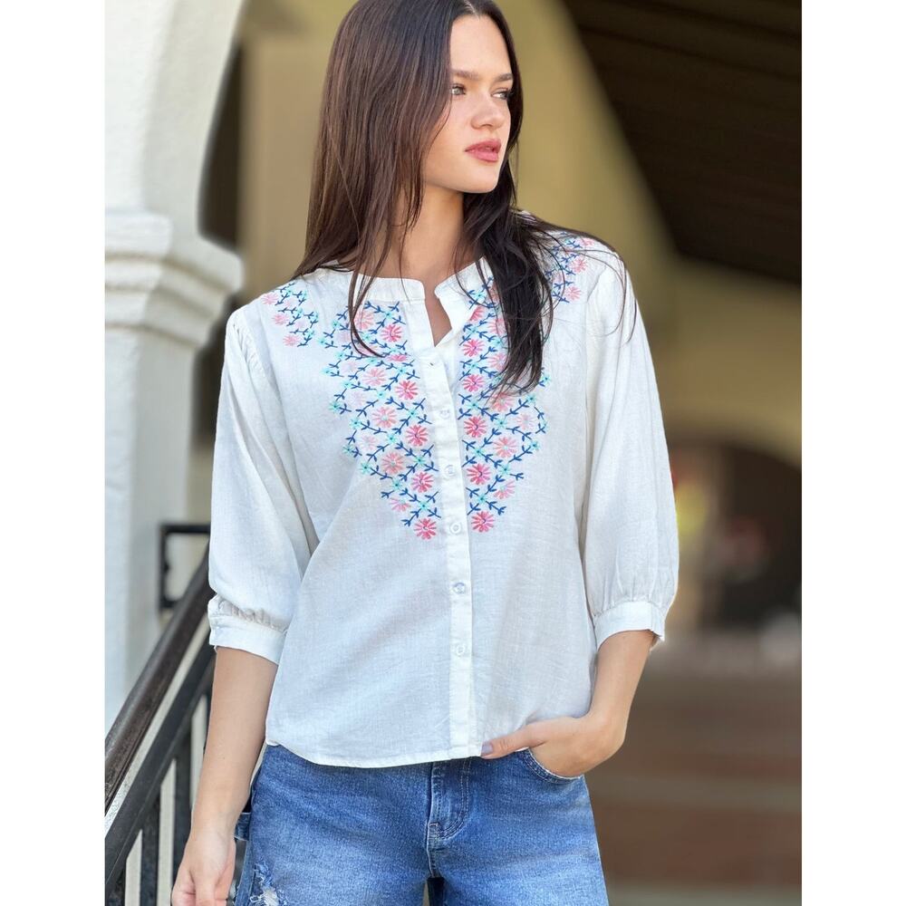 Billy T Hampton ShirtWomen's M Size Embroidered Blouse Top White NWT Oldmoney